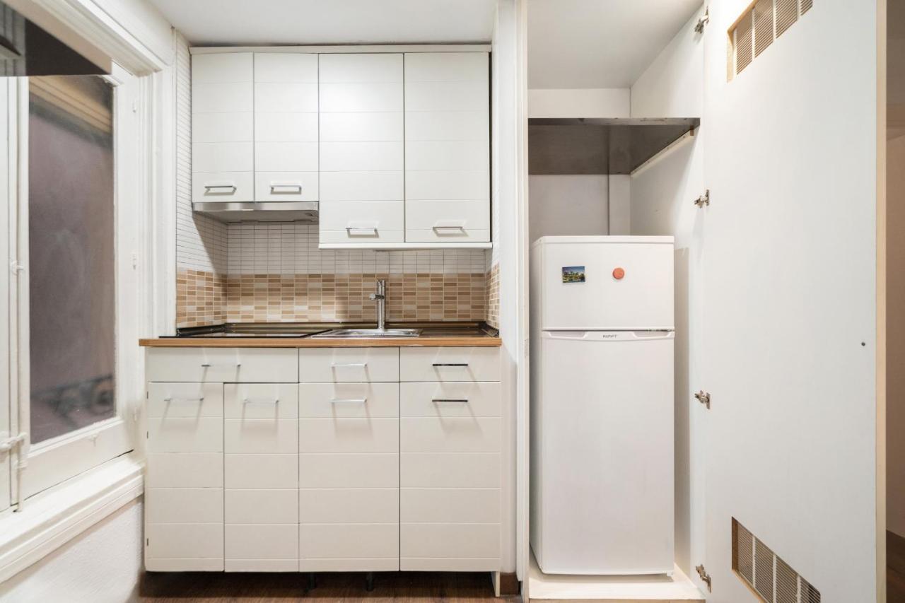 דירות מדריד Apartamento En La Puerta Del Sol מראה חיצוני תמונה